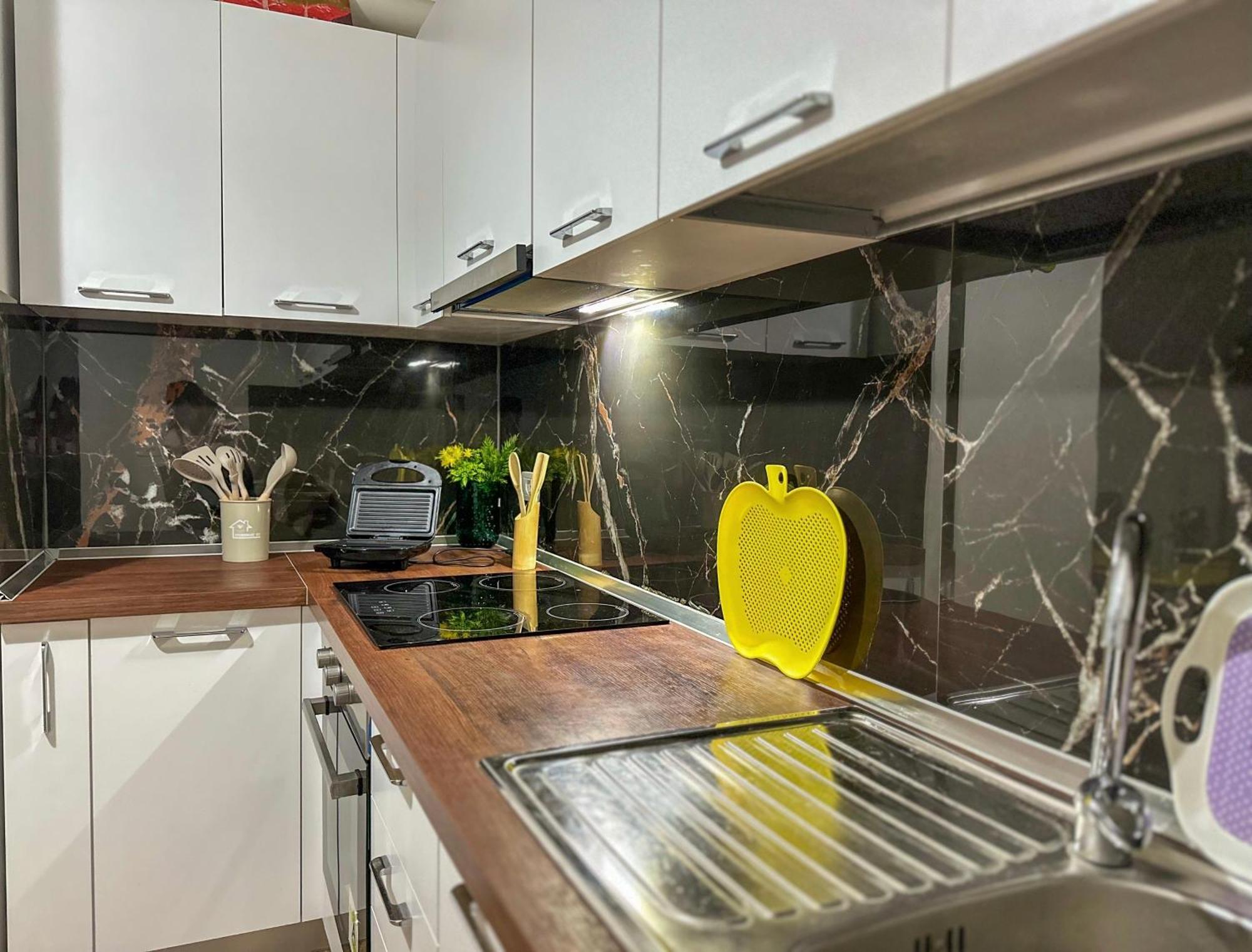 Marsela Gurma Apartments Sarandë Eksteriør bilde